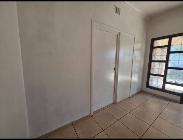 4 BEDROOM HOUSE FOR SALE IN VANDERBIJLPARK SW 1